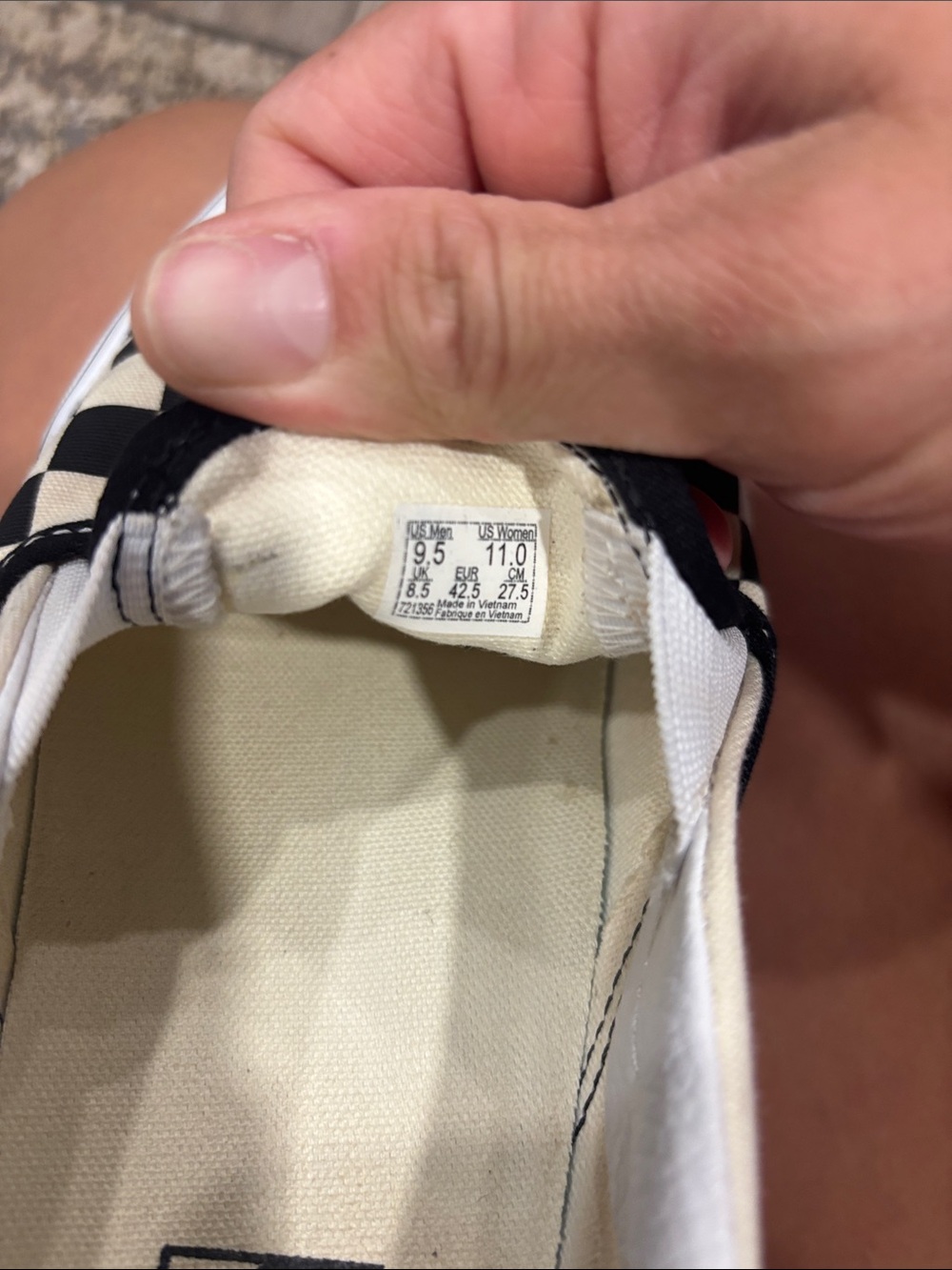 Vans - Picture 4 of 4
